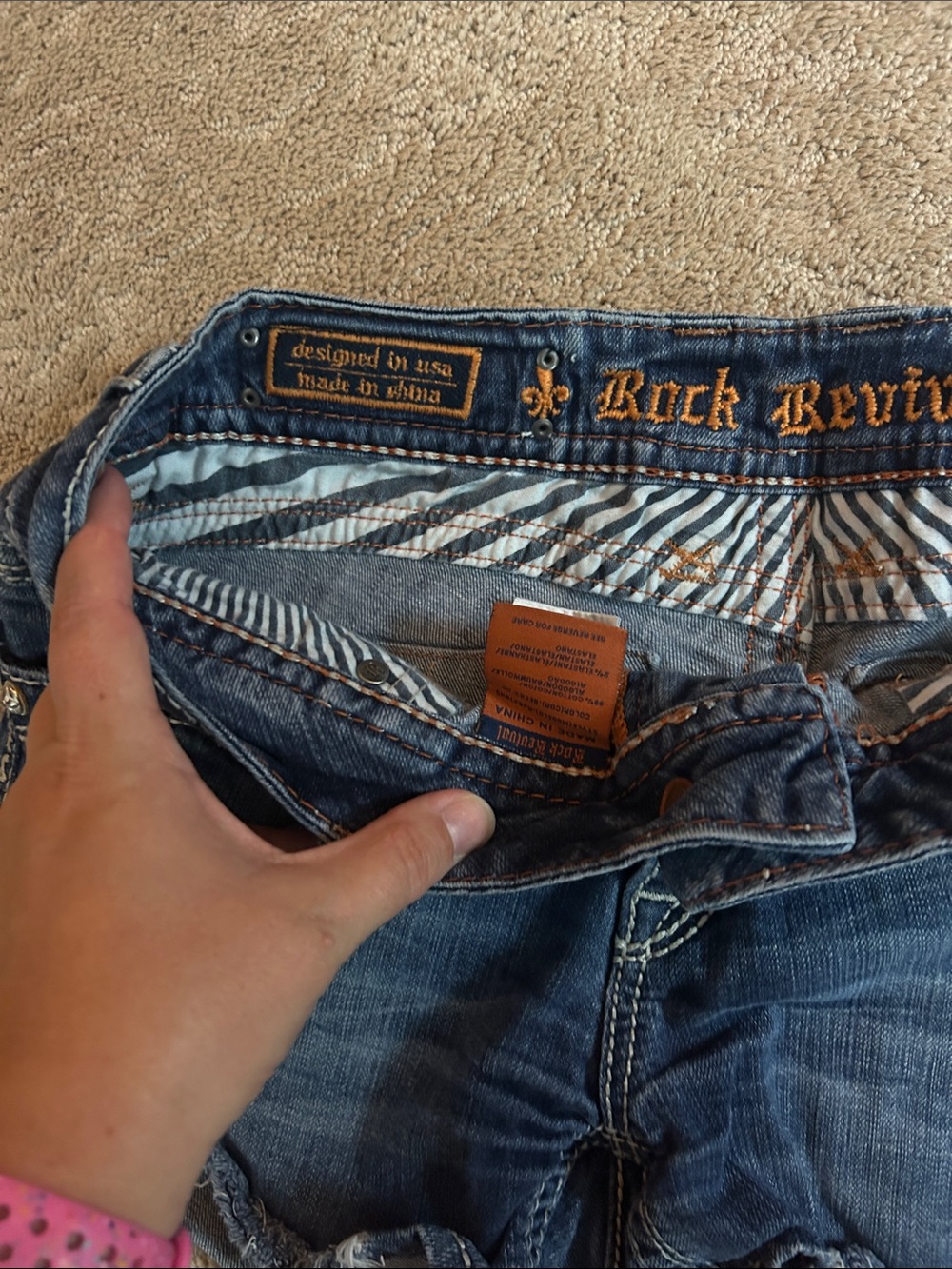 Women's Distressed Dark Blue Denim Shorts - Picture 4 of 6
